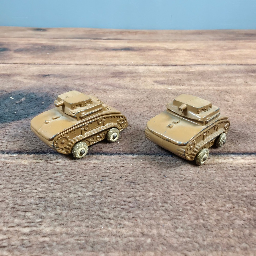 Vintage Barclay Diecast Military Tank Toy Set Tan Miniature Armored Vehicle 2pc